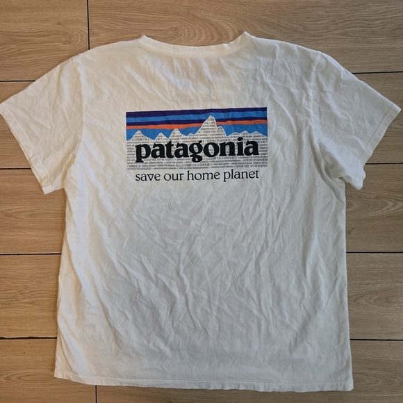 Patagonia White T-Shirt - Picture 1 of 7
